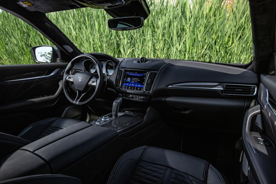 Торпедо Maserati Levante Trofeo 2018 года  (NA) (фото 13 из 37)